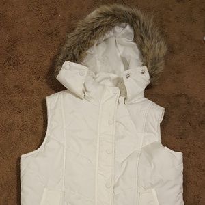 White jacket without sleves